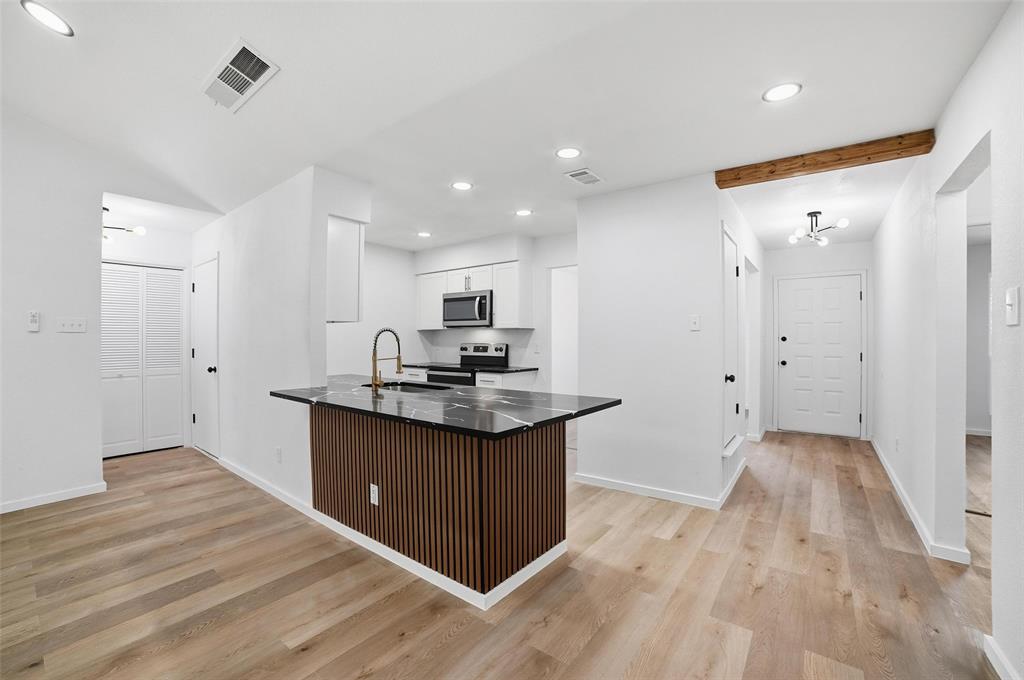 702 Coolwood Lane