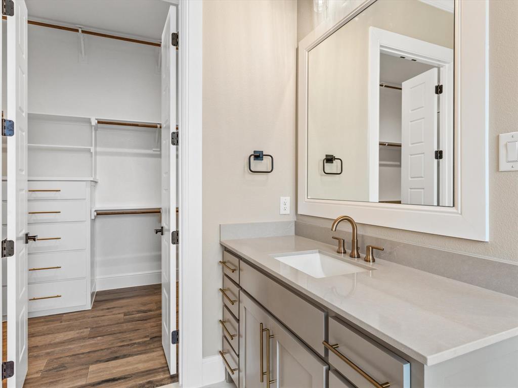 Estancia - Residential