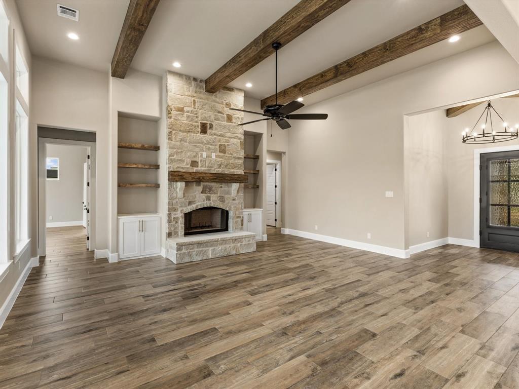 Estancia - Residential