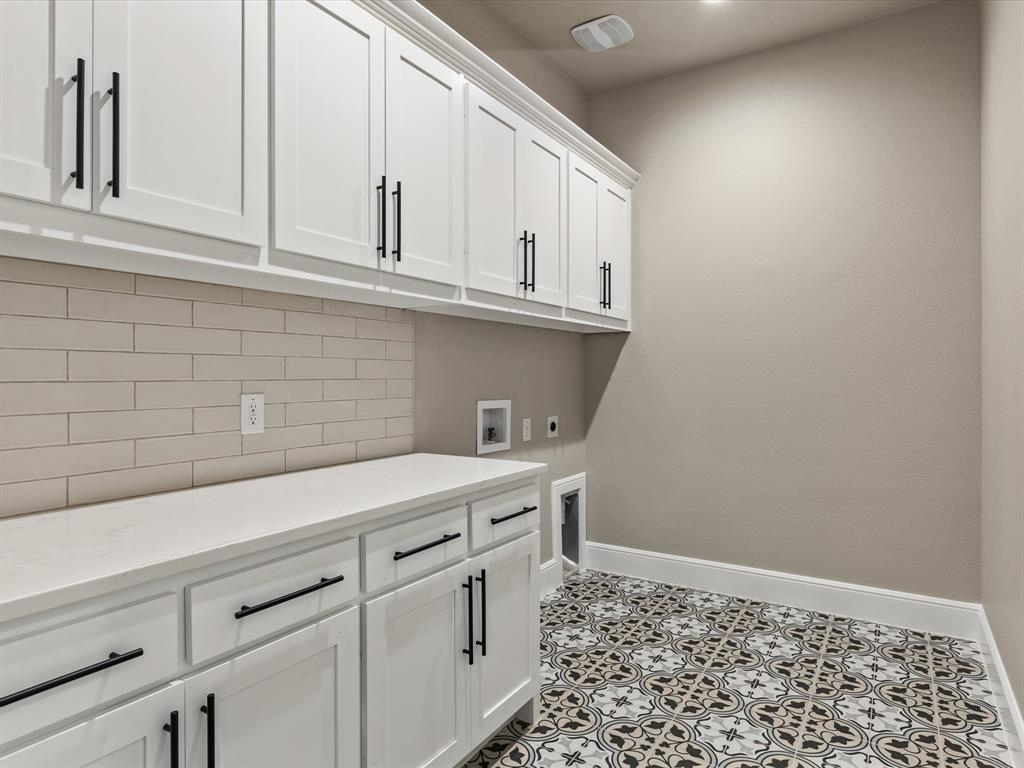 Estancia - Residential