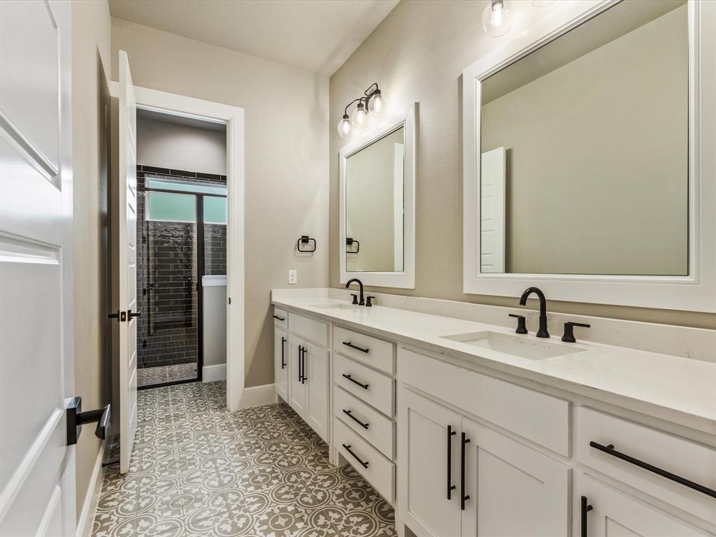 Estancia - Residential