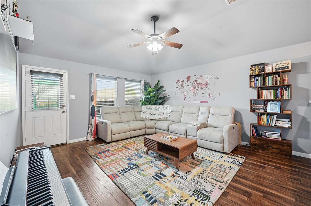 Villages Of Woodland Spgs W - Residential