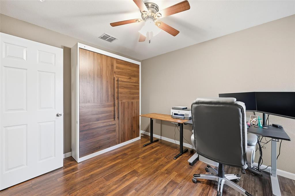 2813 Coyote Ridge Drive