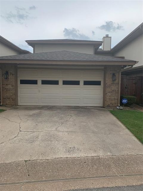 31 Morrow Drive Bedford TX 76021