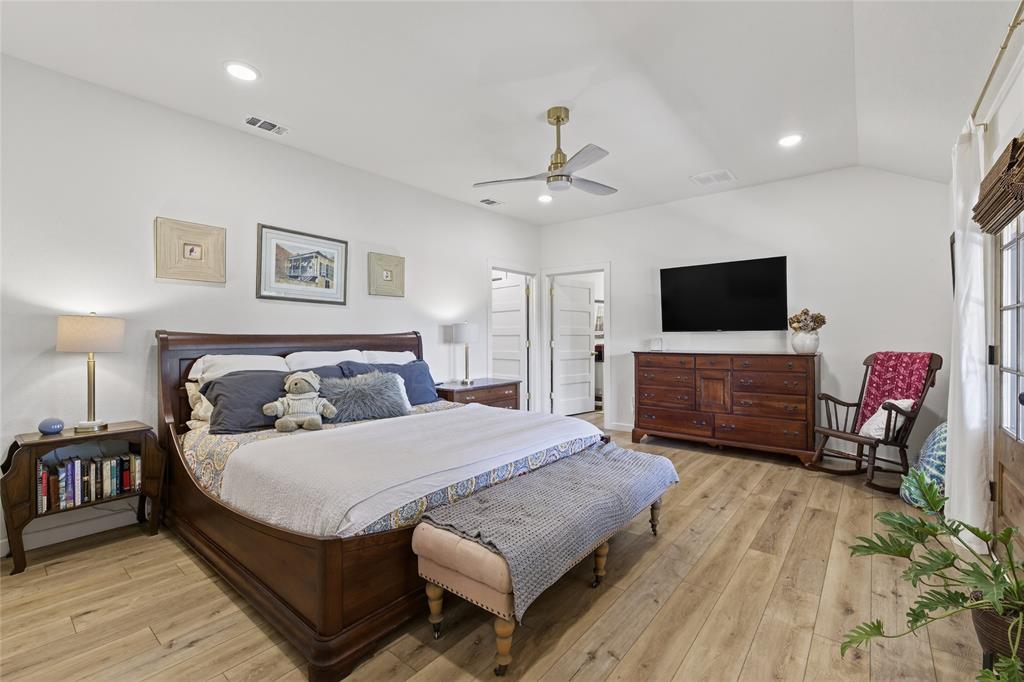 Burleson, Texas 76028, United States, 3 Bedrooms Bedrooms, ,2 BathroomsBathrooms,Residential,Active,159991