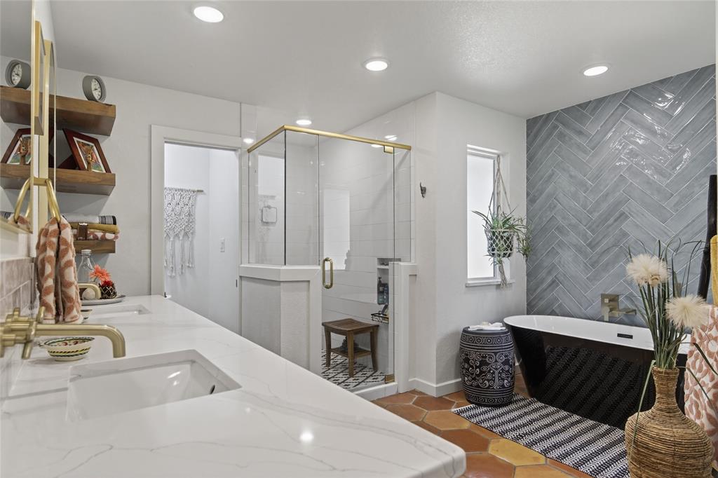 Burleson, Texas 76028, United States, 3 Bedrooms Bedrooms, ,2 BathroomsBathrooms,Residential,Active,159991