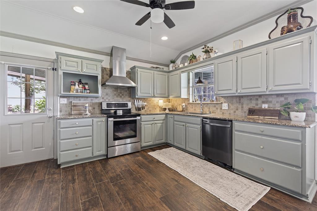 Burleson, Texas 76028, United States, 3 Bedrooms Bedrooms, ,2 BathroomsBathrooms,Residential,Active,159991