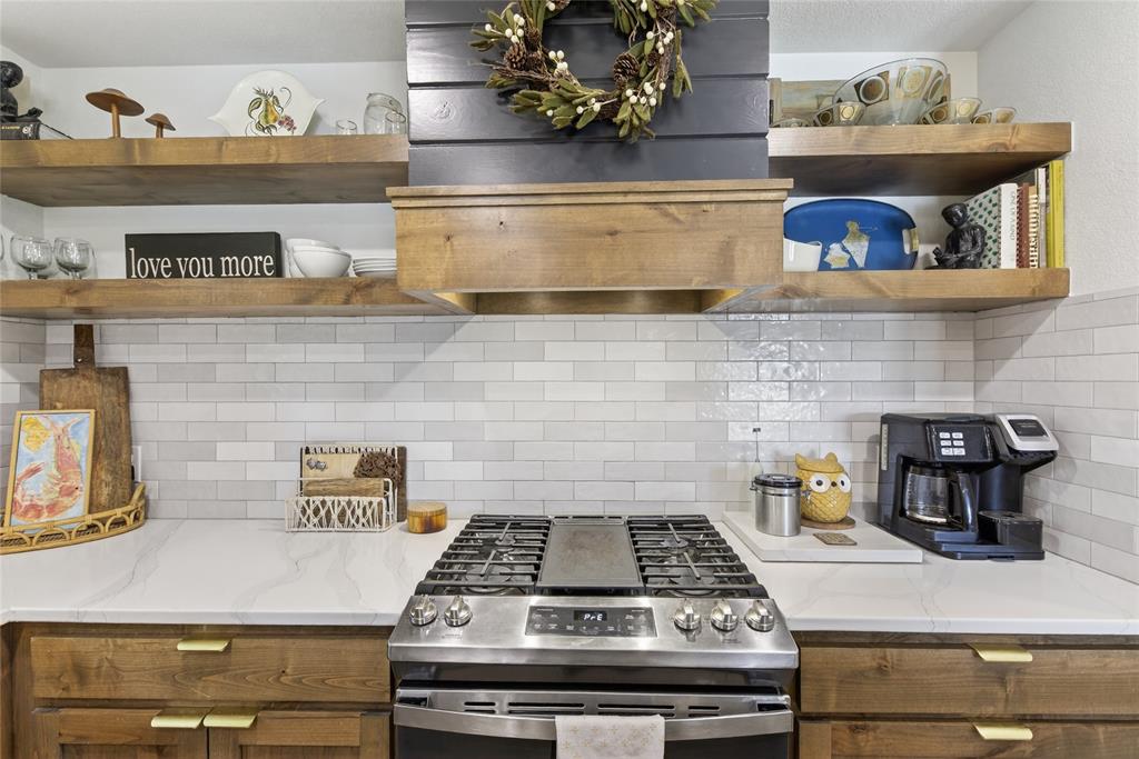 Burleson, Texas 76028, United States, 3 Bedrooms Bedrooms, ,2 BathroomsBathrooms,Residential,Active,159991