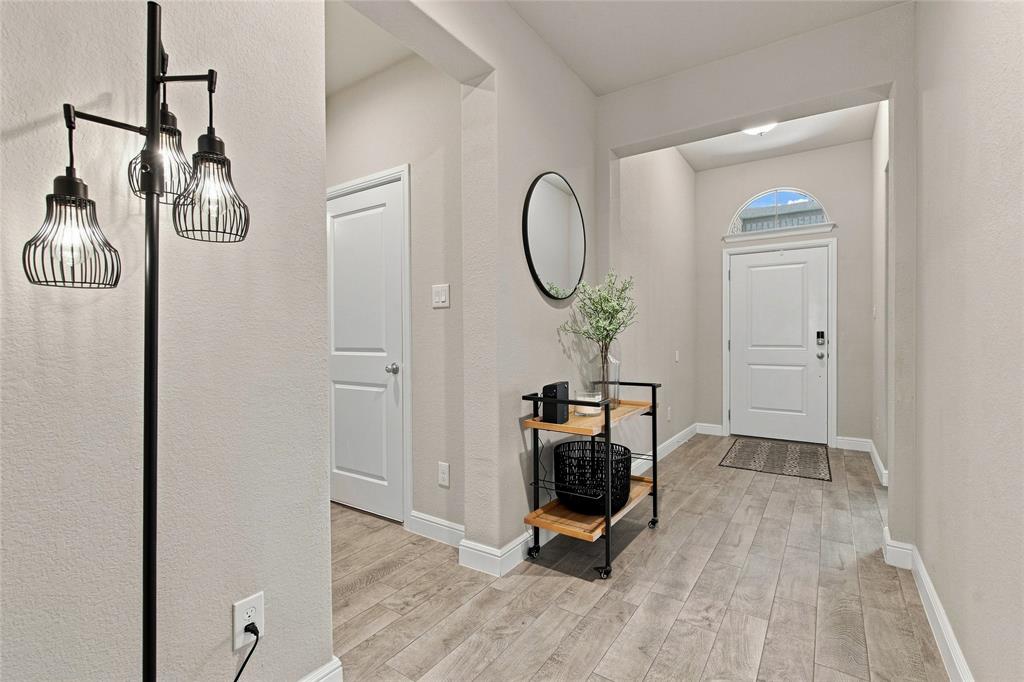 1129 Blackhorse Trail