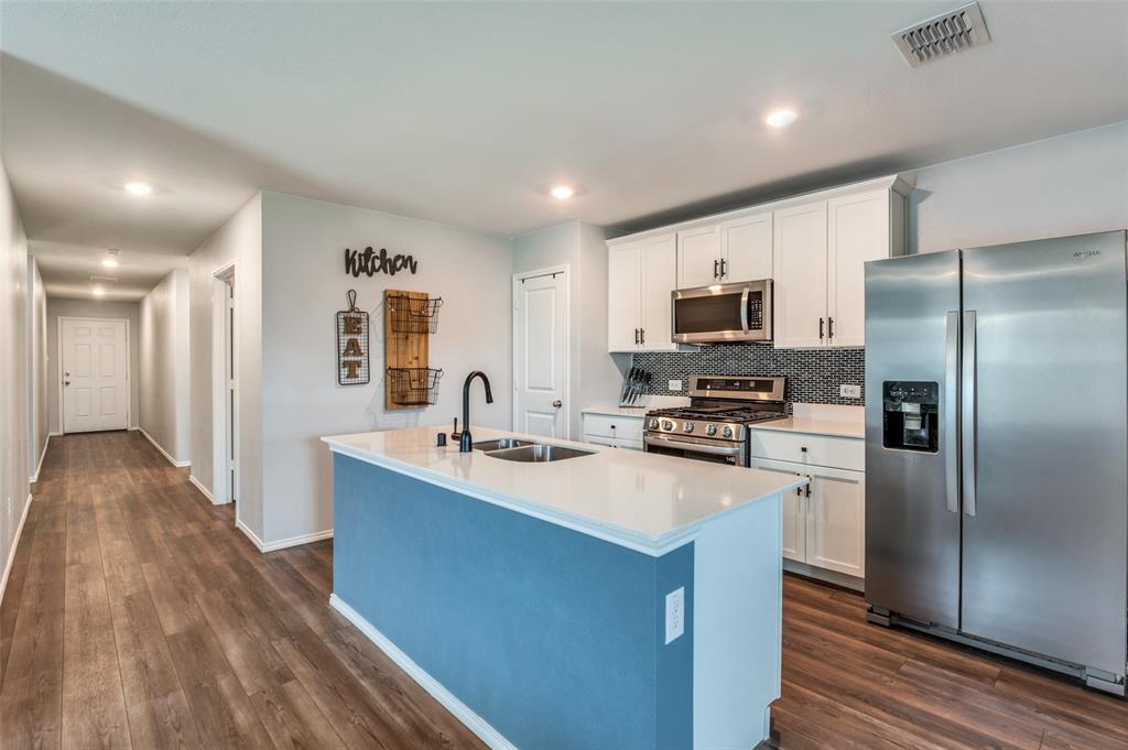 1516 Avery Pointe Drive