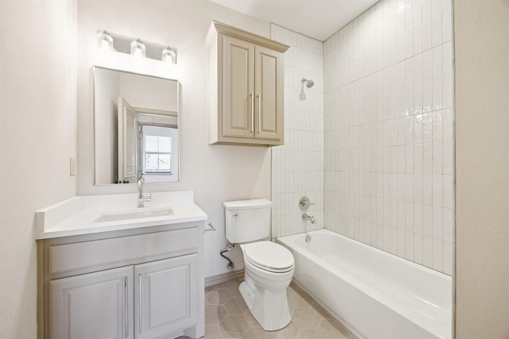 Ross Avenue Heights - Residential