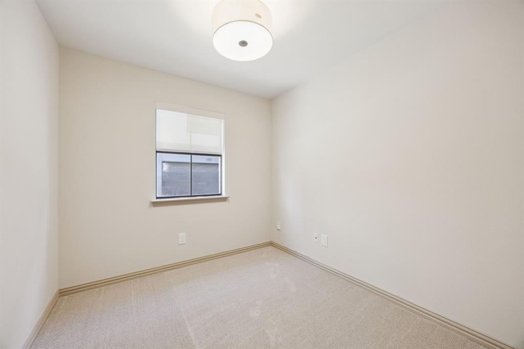 Ross Avenue Heights - Residential