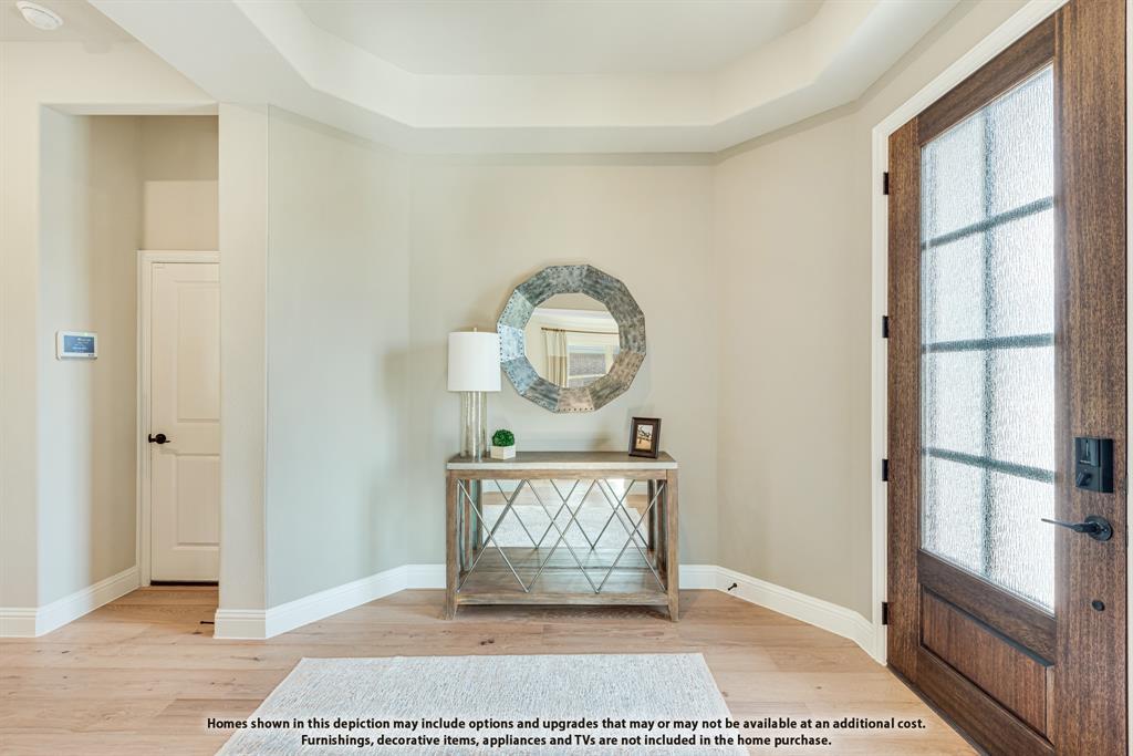 909 Willowbanks Drive