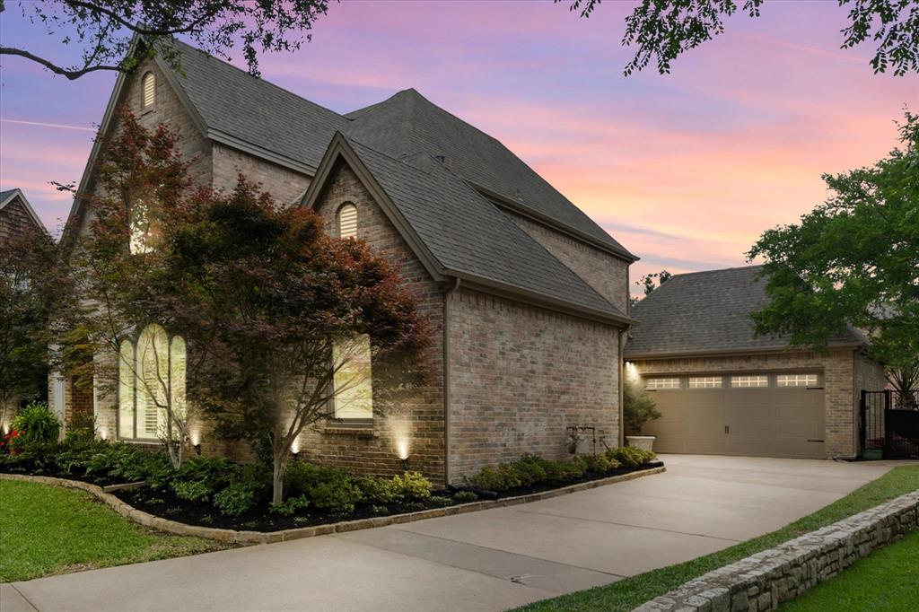 2123 Westchester Drive