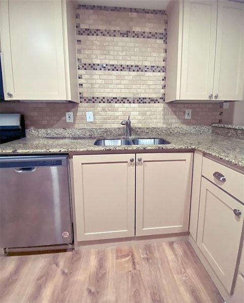 Tiny photo for 12156 Dandridge Drive, Dallas, TX 75243 (MLS # 21197592)