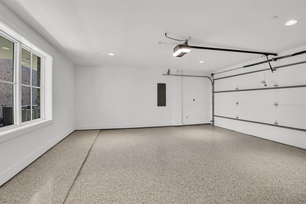 Methodist University Anx Add - Residential Lease