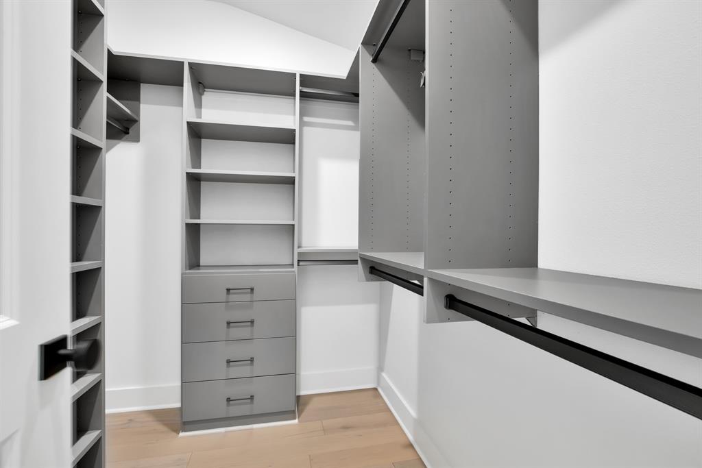 Methodist University Anx Add - Residential Lease