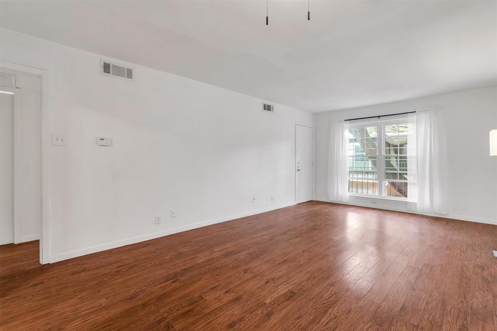 Towneoaks Terrace Condo - Residential