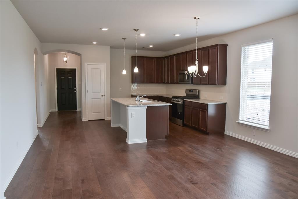 Valencia On The Lake - Residential