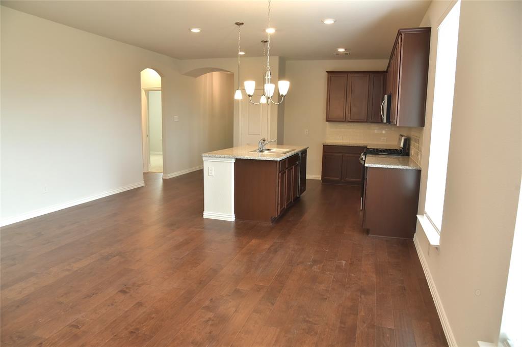 Valencia On The Lake - Residential