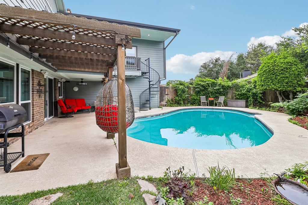 7134 Crooked Oak Drive
