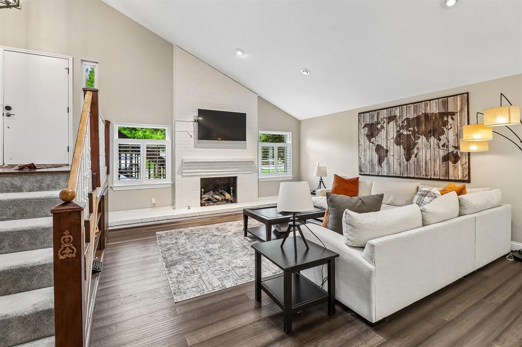 7134 Crooked Oak Drive