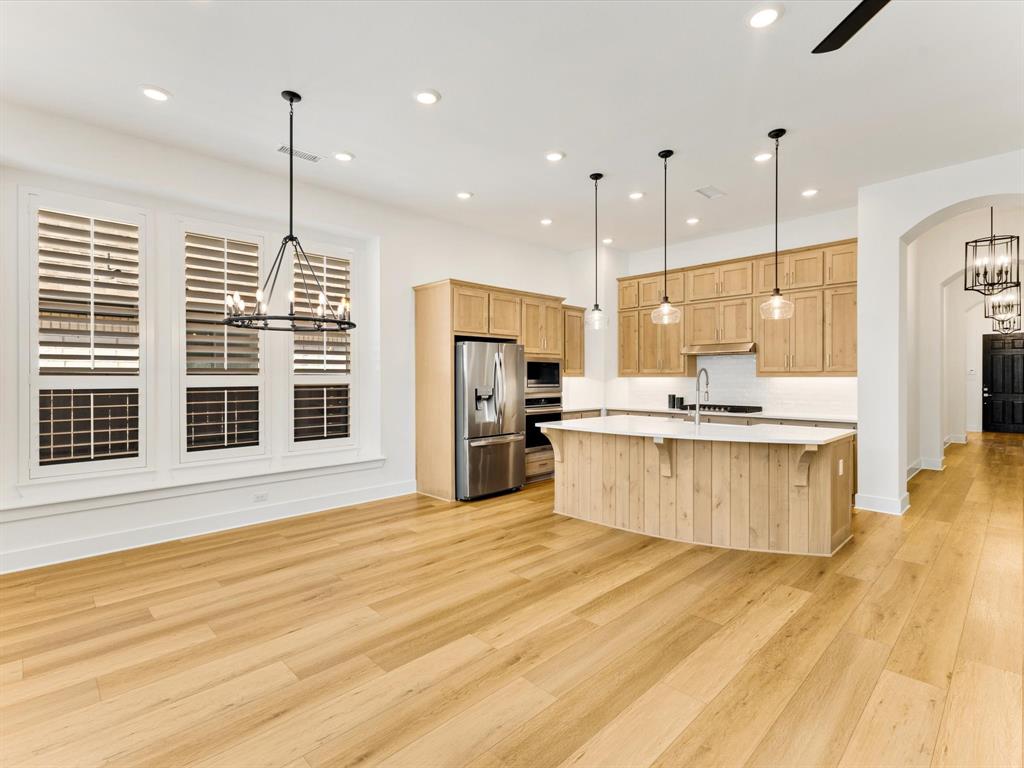 1806 Swayback Lane