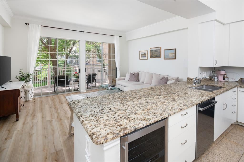 3225 Turtle Creek Boulevard 234