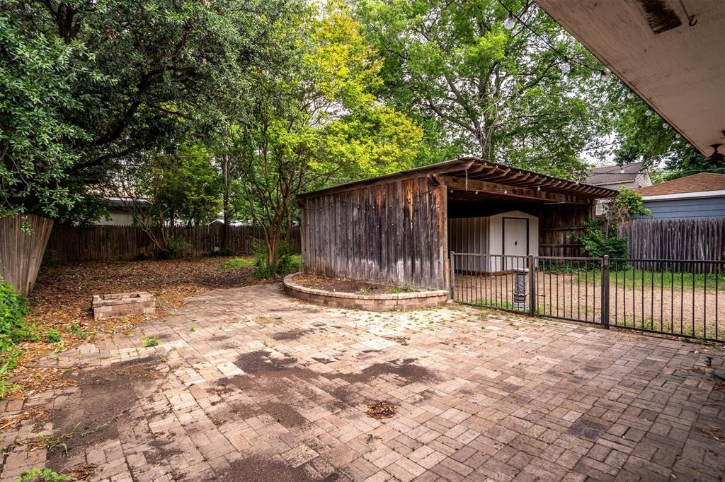 Hill Crest - Residential Income