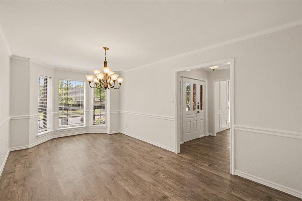 2428 Stonegate Drive N