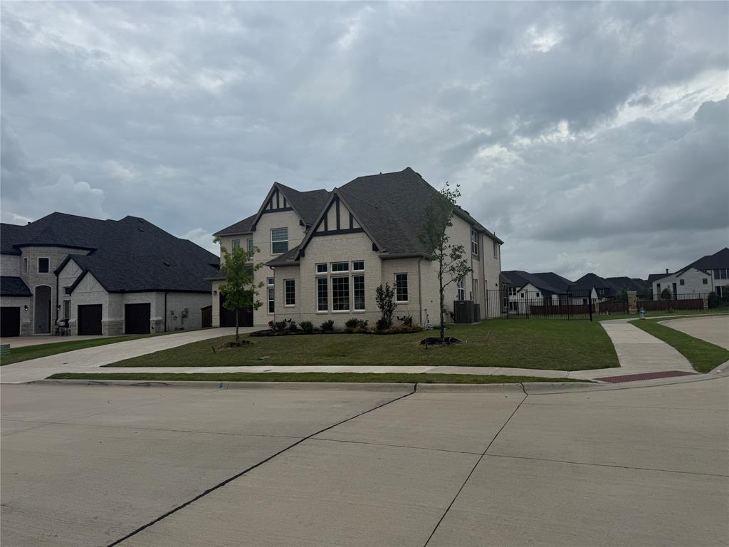 1927 Pebble Lane