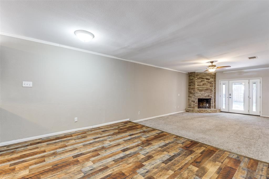 1801 Camelot Cove