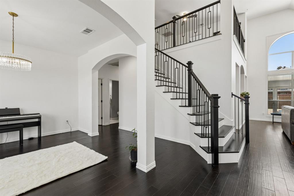 3349 Marsalis Lane