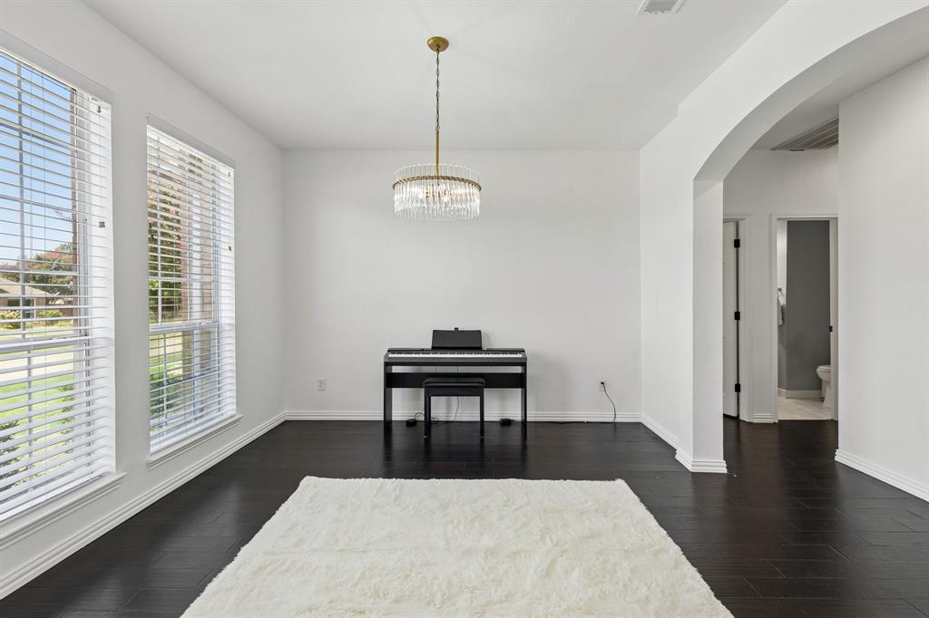 3349 Marsalis Lane