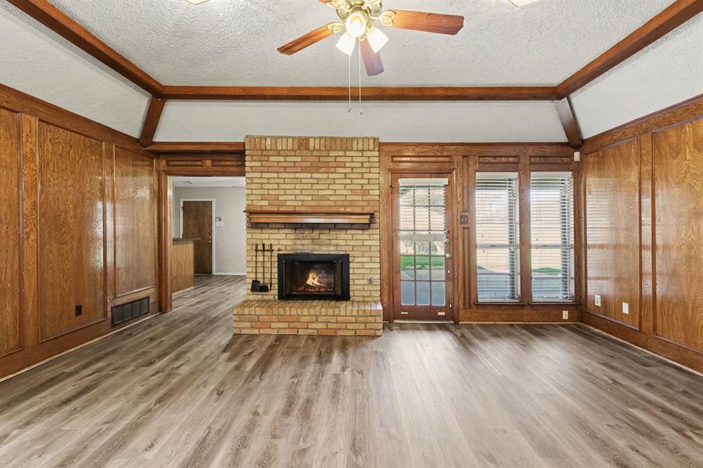 2213 Trinity Springs Drive