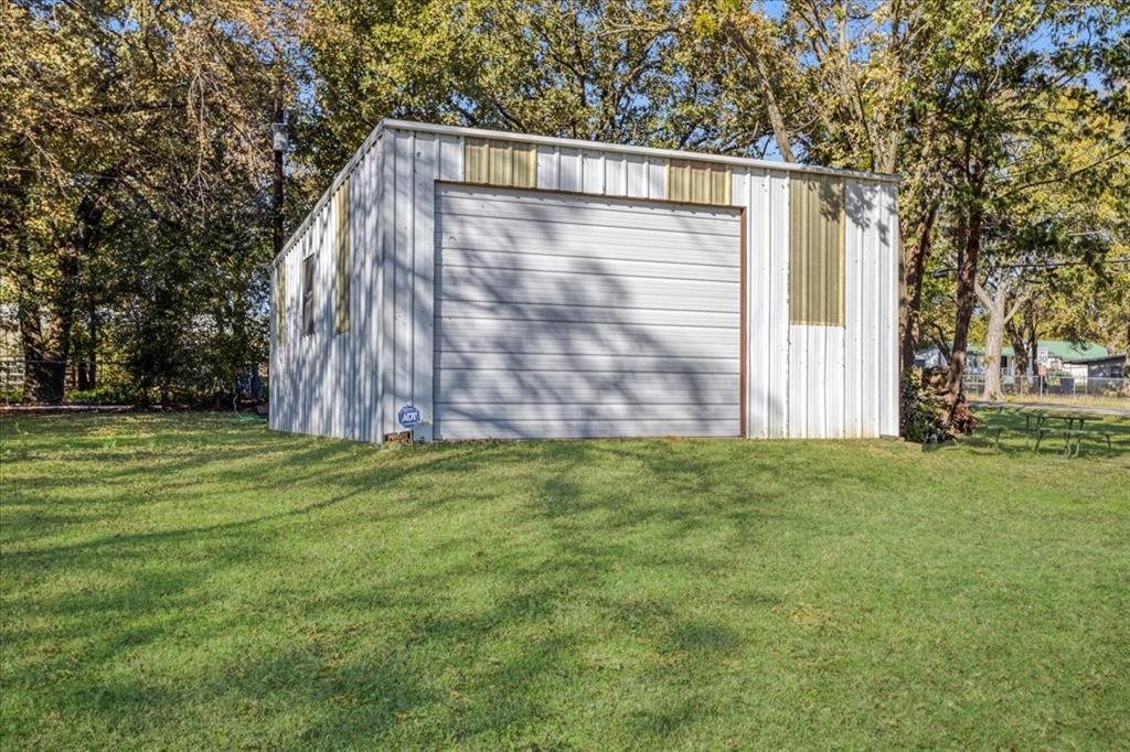 1068 Hillcrest Circle