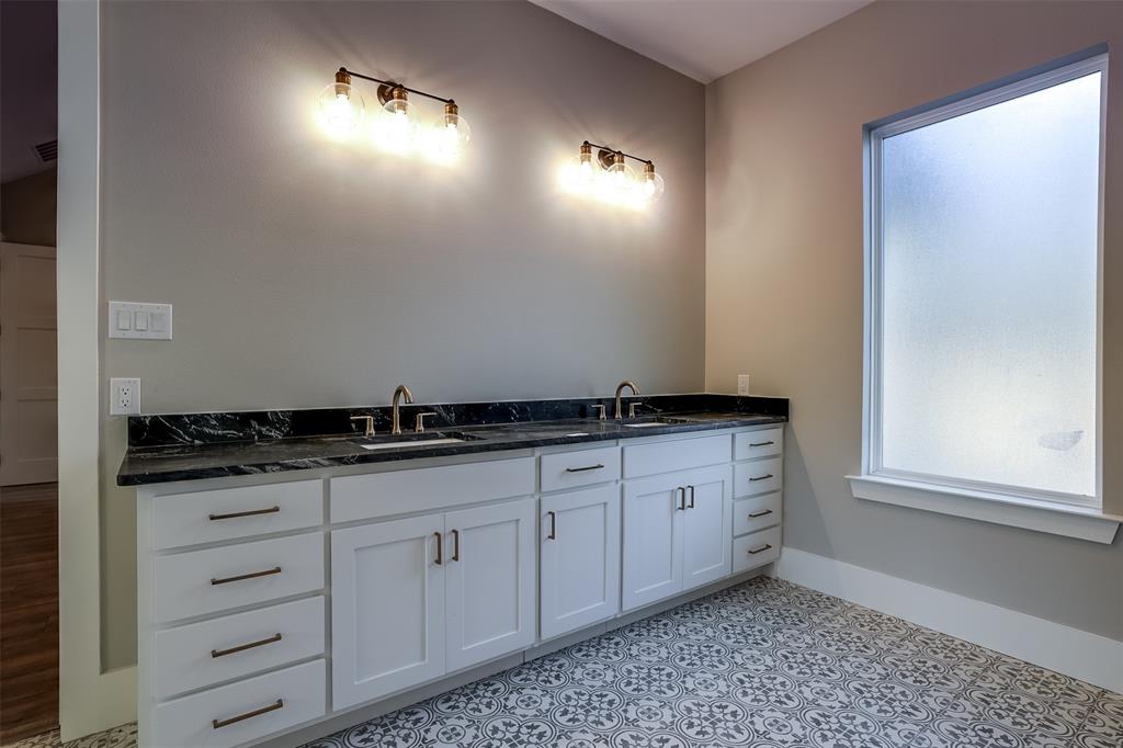 Waters Edge - Residential