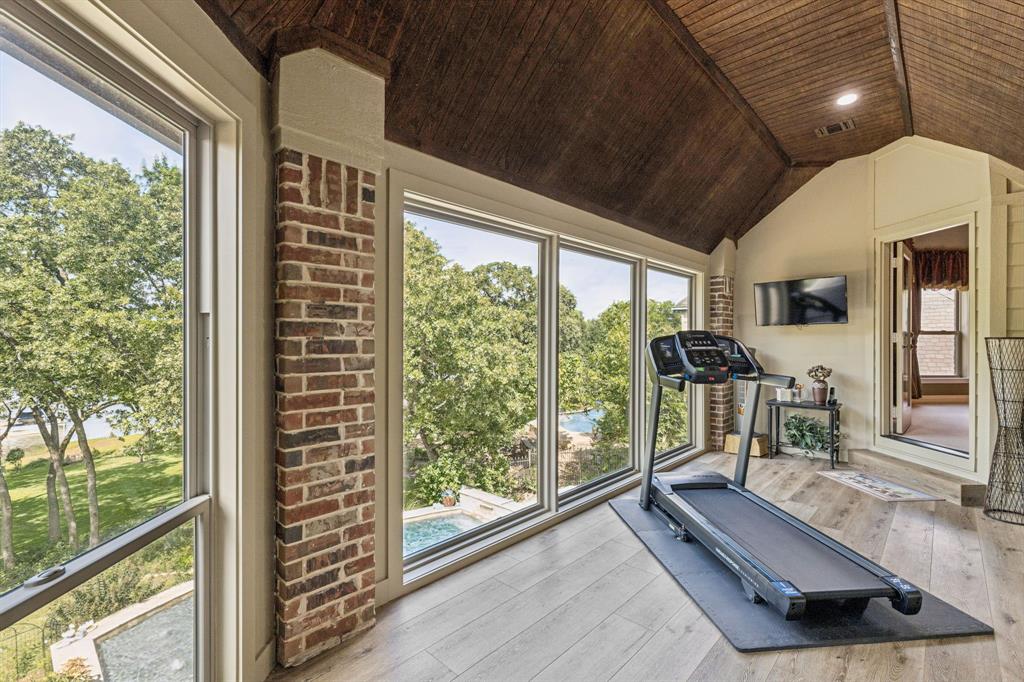 Resort On Eagle Mountain Lake - Residential