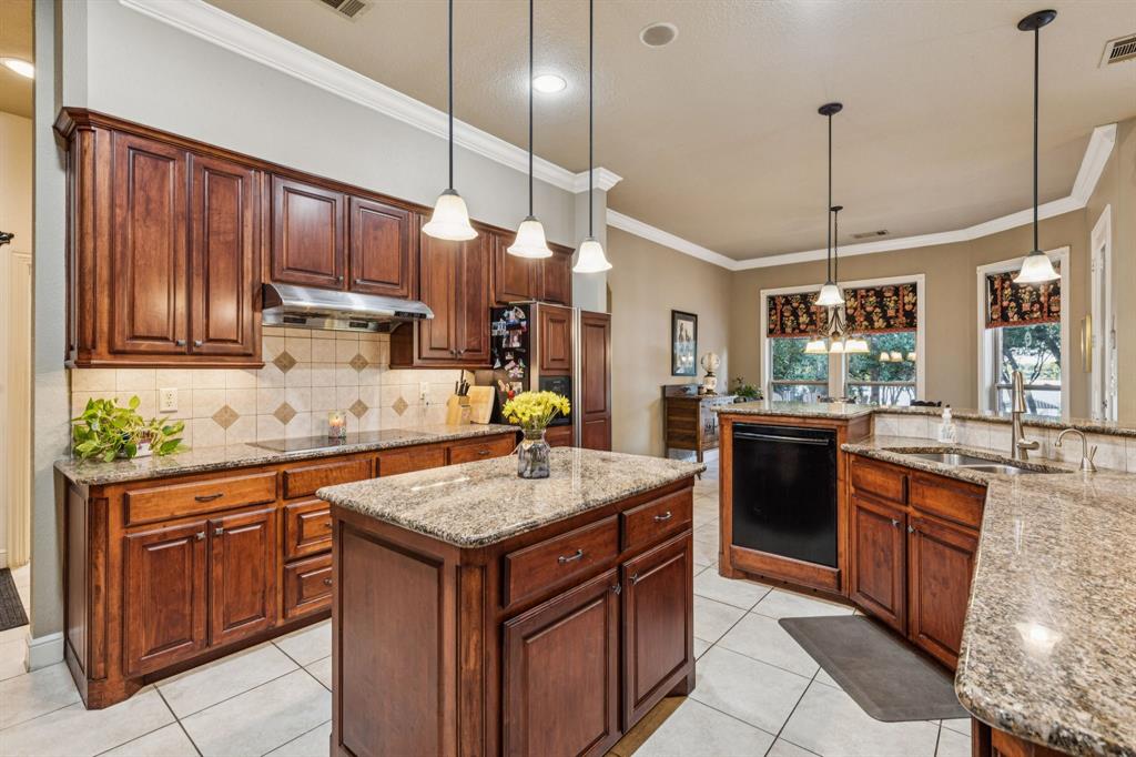 Resort On Eagle Mountain Lake - Residential