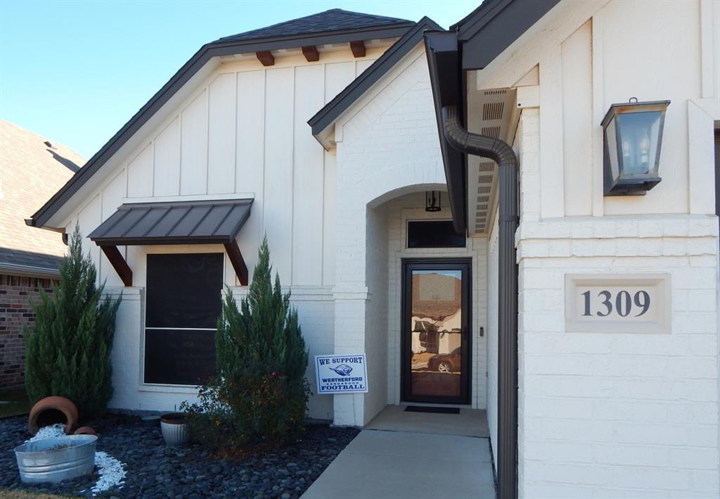 1309 Ridgeview Drive