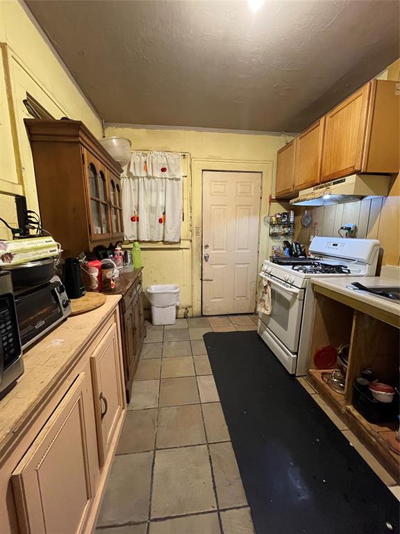 Miller & Stemmons - Residential Income