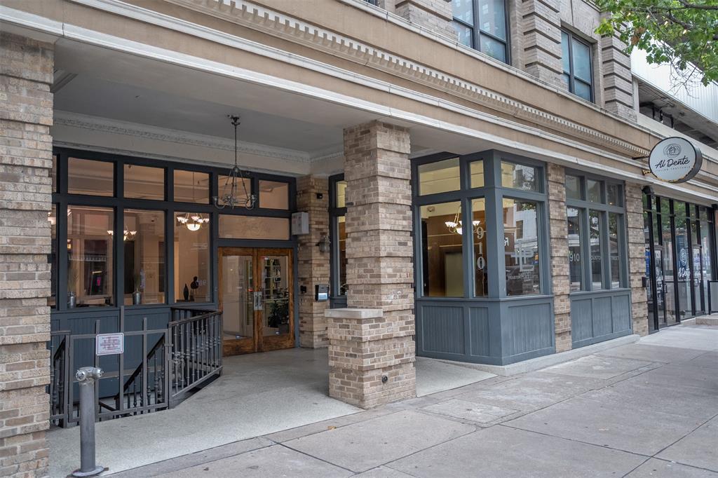 Houston Place Lofts Condo - Residential