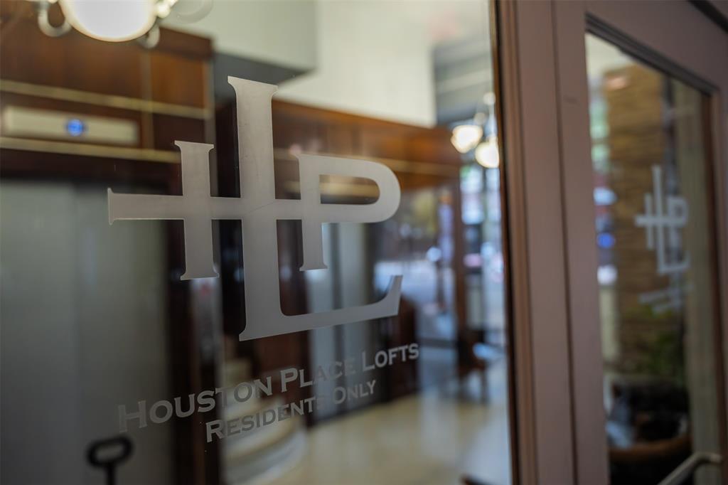Houston Place Lofts Condo - Residential