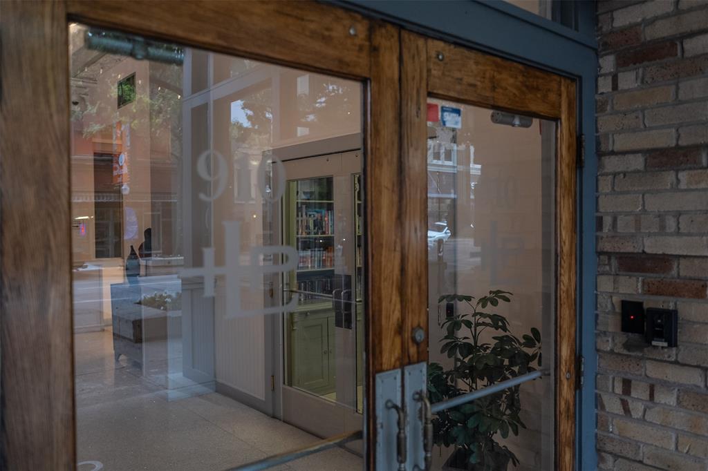 Houston Place Lofts Condo - Residential