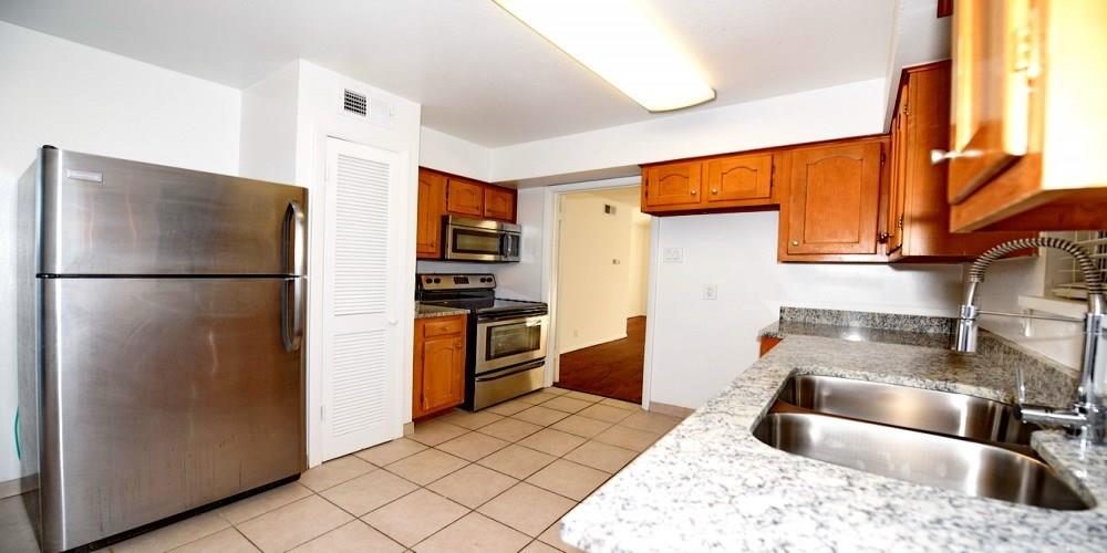 4818 Cole Avenue 105