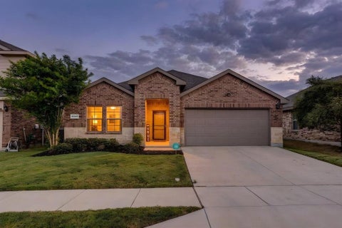 Photo of 10345 Fort Crockett Trail, Crowley, TX 76036 (MLS # 21402677)