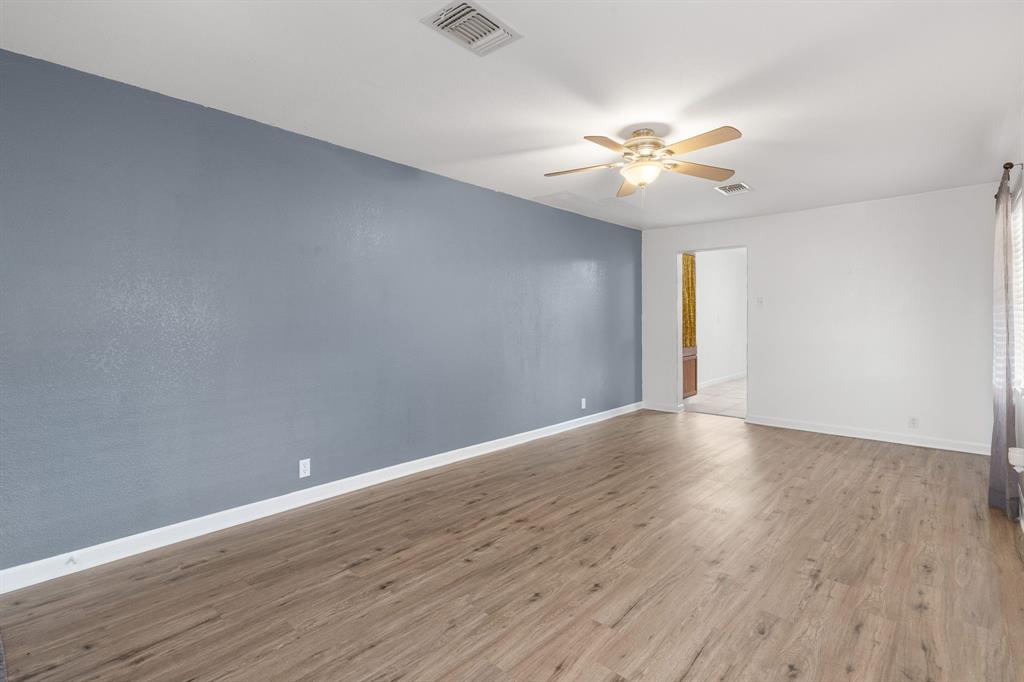 201 W Belknap Street