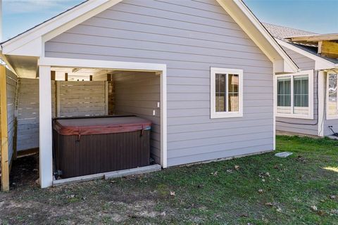 A home in Malakoff