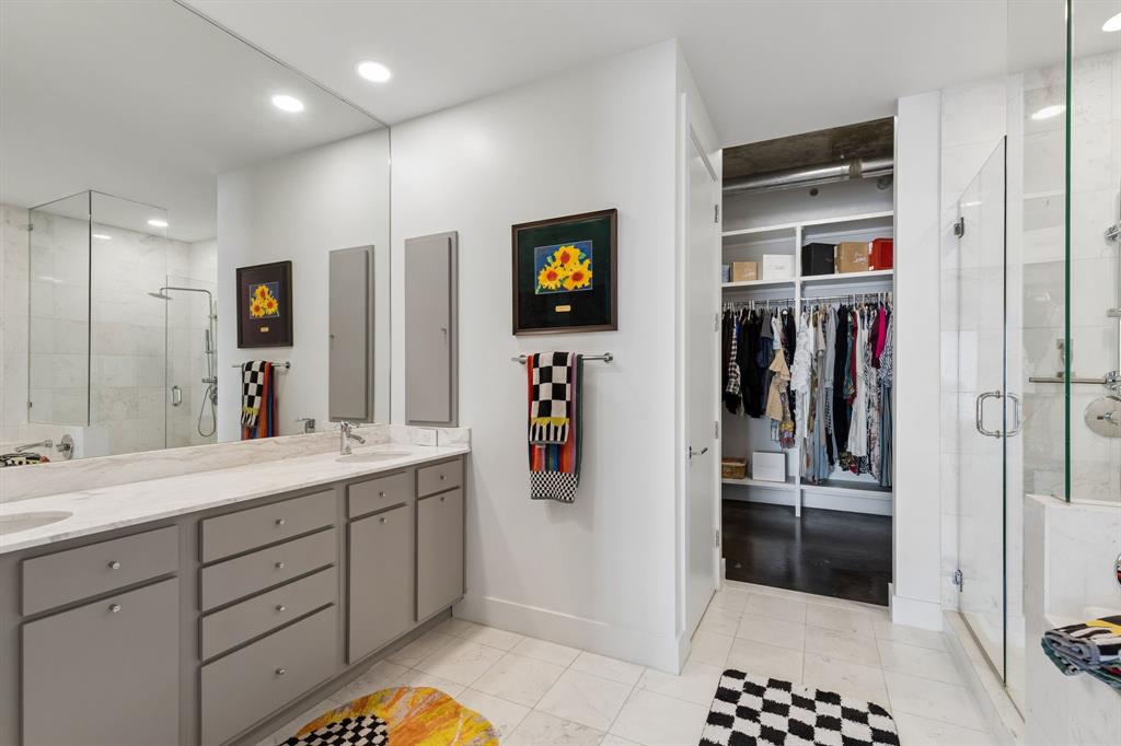 Thirty Thirty Bryan Condominium - Residential