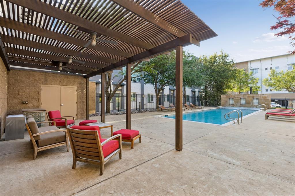 Thirty Thirty Bryan Condominium - Residential